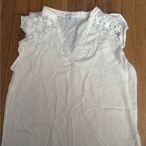 Elegant White Lace Women's Top